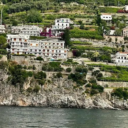 Appartamento Di Raphael Con Discesa Privata Al Mare Amalfi Exterior photo
